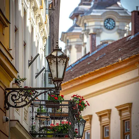 Apartment Tower View Eger